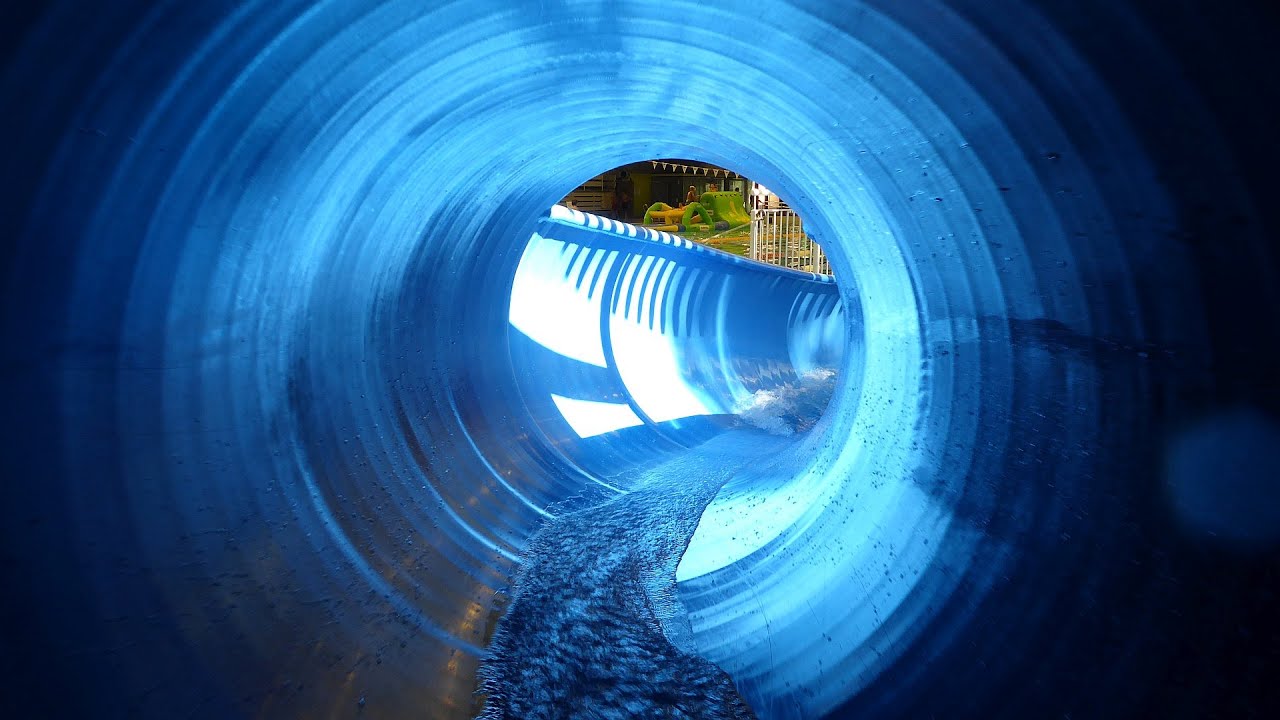 Black Hole Röhrenrutsche | Ankerskogen Svømmehall Hamar wasserpark dubai