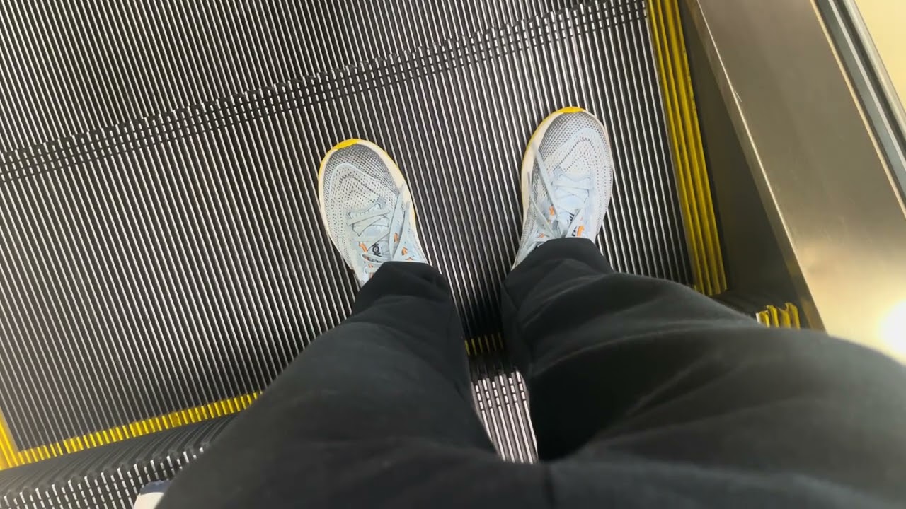 Down Escalator at Hotel Nikki Osaka in Osaka, JP