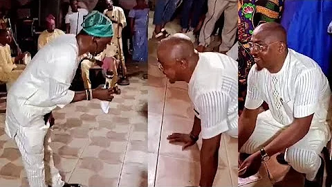 Moment Femi Phillips Mama Rainbow honour Oganla Alabi Pasuma on Stage