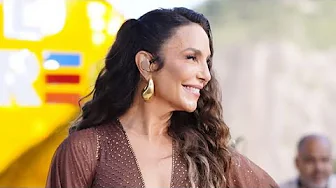 Ivete Sangalo Grava Seu Novo Projeto "Ivete Clareou" Ivete Sangalo Grava Seu Novo Projeto "Ivete Clareou"