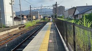 和歌山線227系普通和歌山行き　　岩出発車！