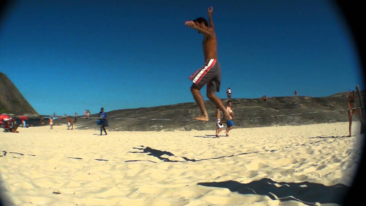 Slackline - Manobras - Itacoatiara - Niterói - Rio de Janeiro