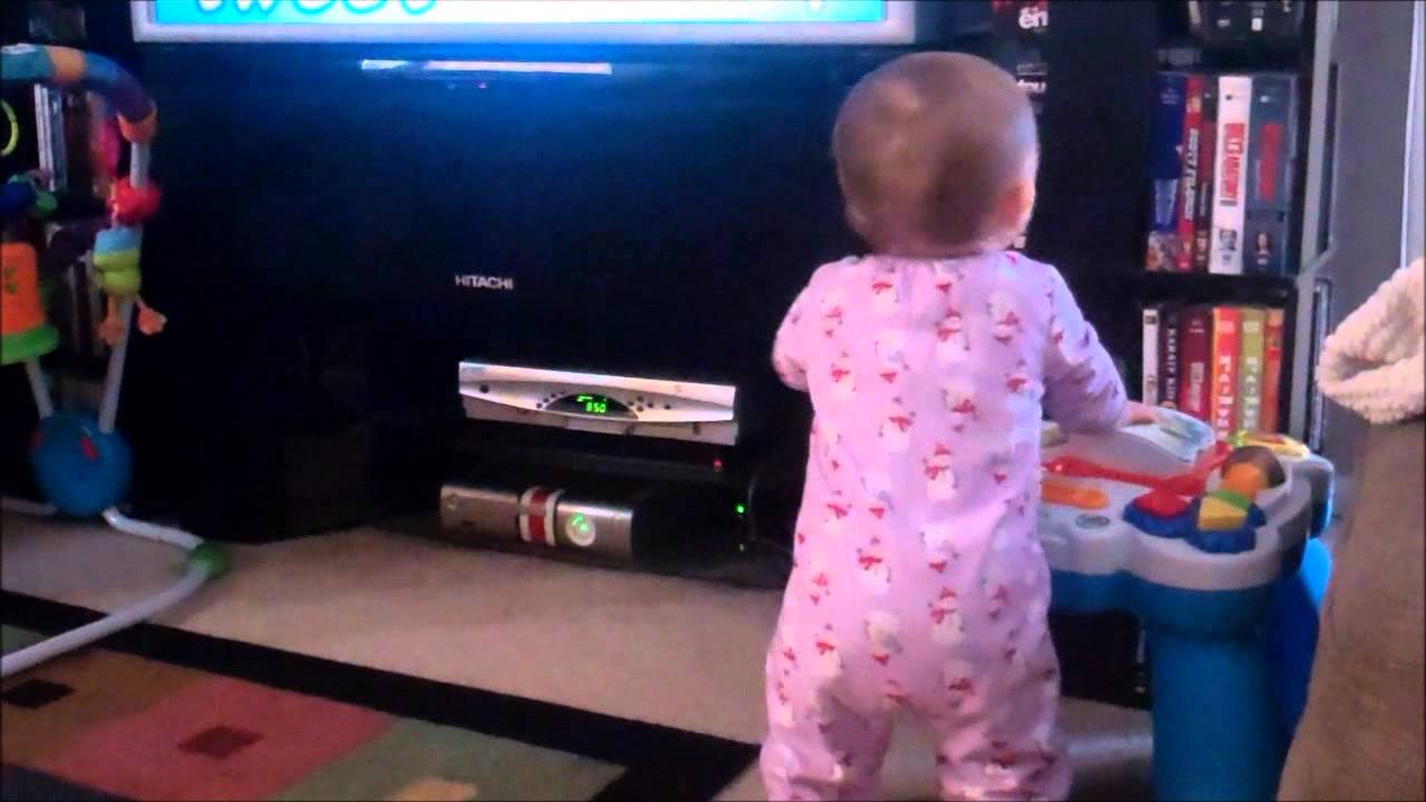Scarlet Loves The Animal Sounds Song