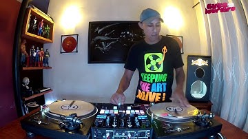 Short Routine Using Serato DJ Pitch Play & Serato Flip