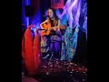 Bárbara Becker - en vivo en Barcelona. Presentando canción nueva #cantante #musicaenvivo