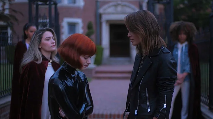 The Ghosts Forgive Scarlett | American Horror Stor...