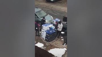 PS5 Scalpers Are The Scum Of The Earth #shorts #viral #trending #playstation #ps5 #scalpers