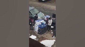 PS5 Scalpers Are The Scum Of The Earth #shorts #viral #trending #playstation #ps5 #scalpers