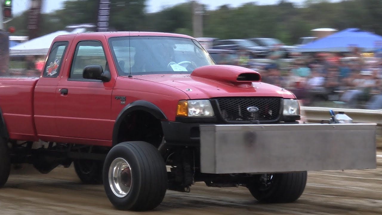 4500 Modified 4x4 Pulling Trucks at the 2024 Patriot Pull in Clarks