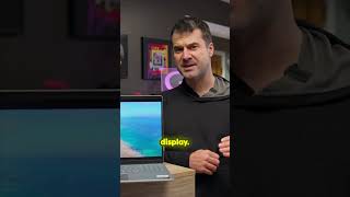 This 800 Laptop Screen Is Unbelievable
