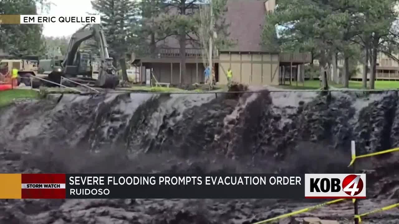Swift-water team rescues 51 people from Ruidoso flooding - YouTube