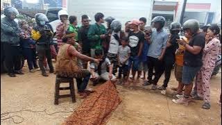 Pertunjukan ilmu dayak kalimantan