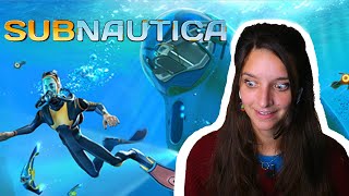 Marine biologist plays SUBNAUTICA - Gameplay part I