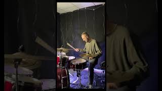 Барабанщик Даниил Варфоломеев - PRAISE Gospel Drumless Track - Arrangement by Joow Moraes