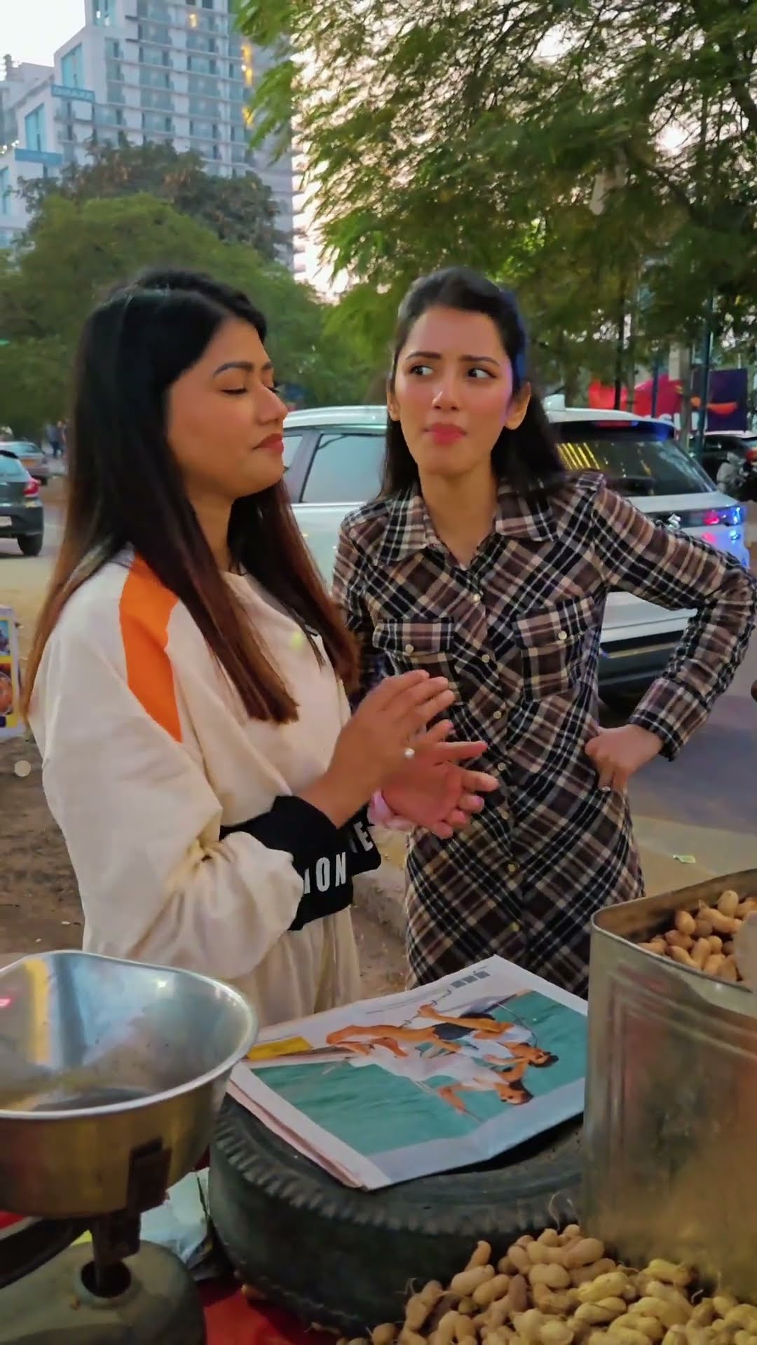mungfali Wali Bani Neetu ? #neetubisht #comedy #nanandbhabhi #trending