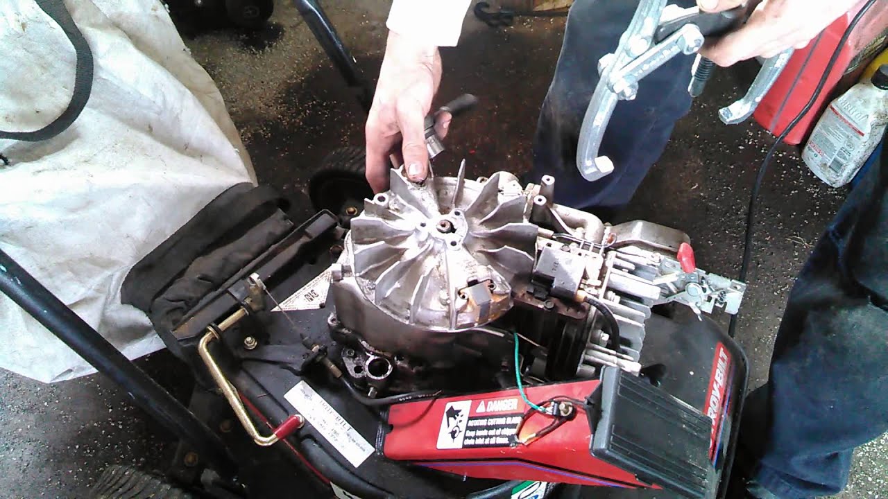 Small Engine Flywheel Removal Tool