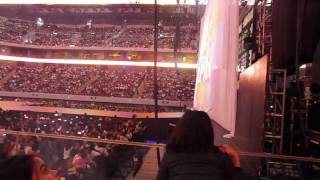 PH Army Singing I NEED U 2 - Epilogue In Manila 07302016