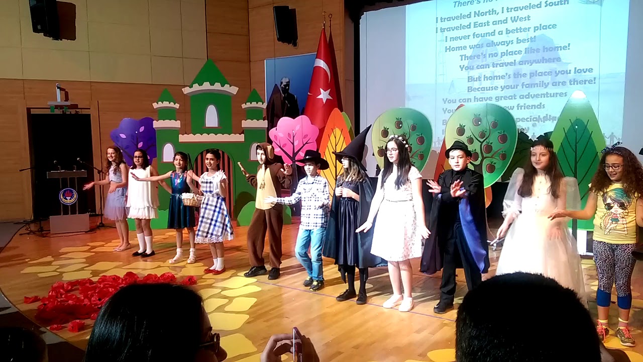 Tuna İngilizce Tiyatro Oyunu