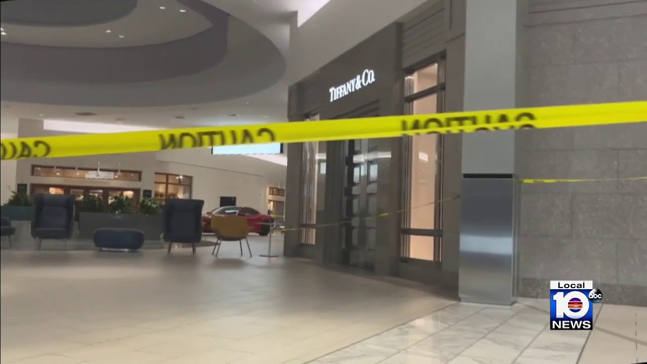 Town Center Mall at Boca Raton Opens with a Long List of Safety Protocols –  Parkland Talk