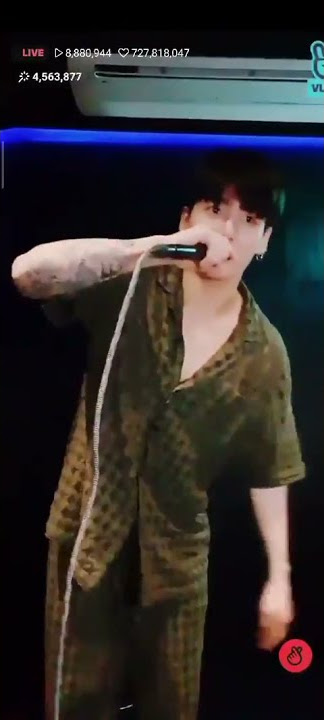 Jungkook's BTS performs Baepsae on VLIVE 2021