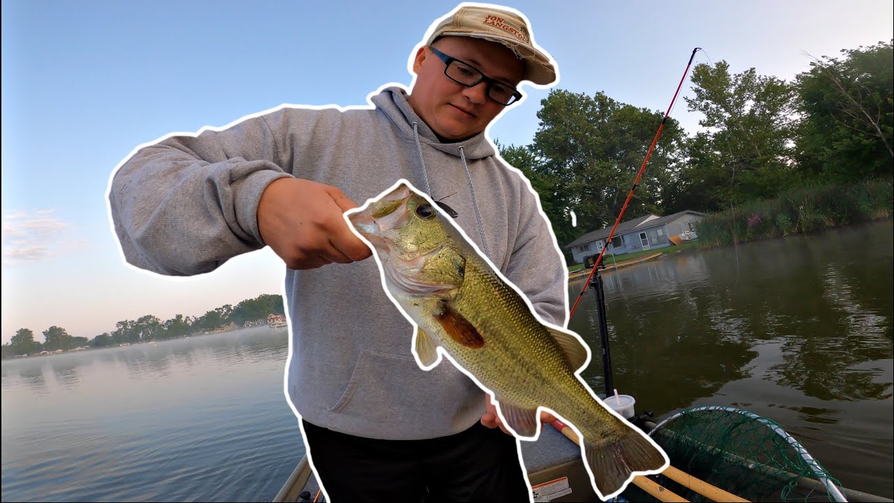 Sunrise from the Jon Boat! (Largemouth Fishing)