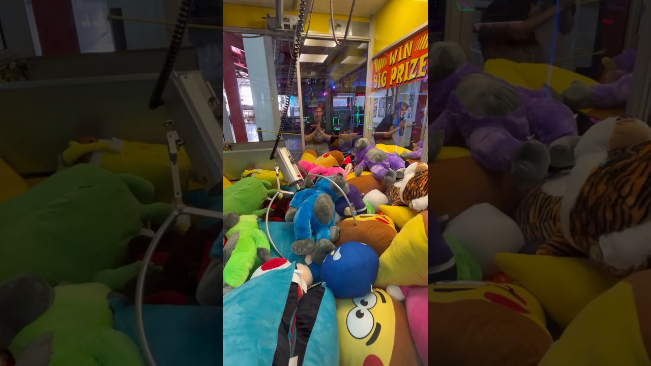 Can I FINALLY Win a Prize at the Giant Claw Machine? #shorts #arcade #clawmachine