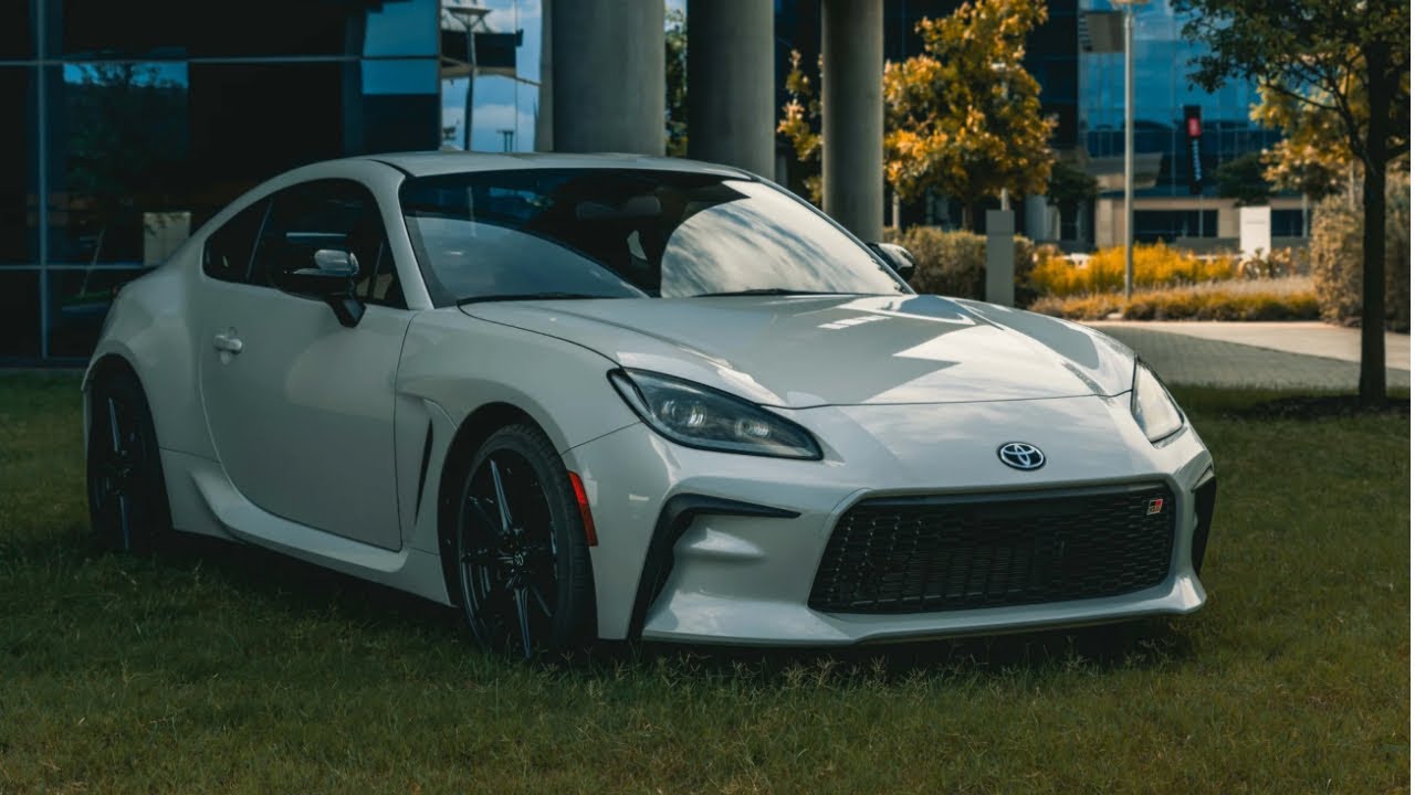 Why You Should Buy The Toyota GR86 YouTube