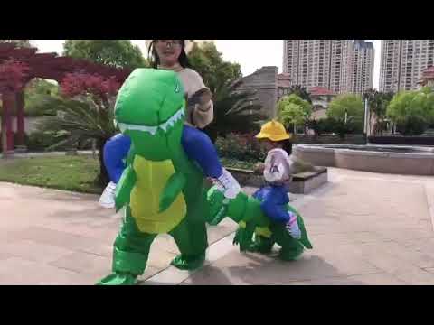 Надувний костюм  "на динозаврі", на зріст (160-185 см), видео 1