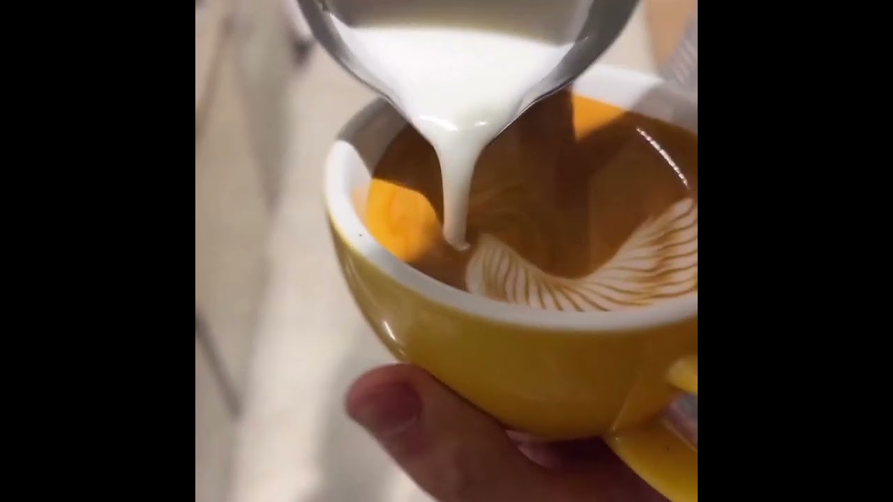 Arte Latte ▪︎ Increíble Cisne