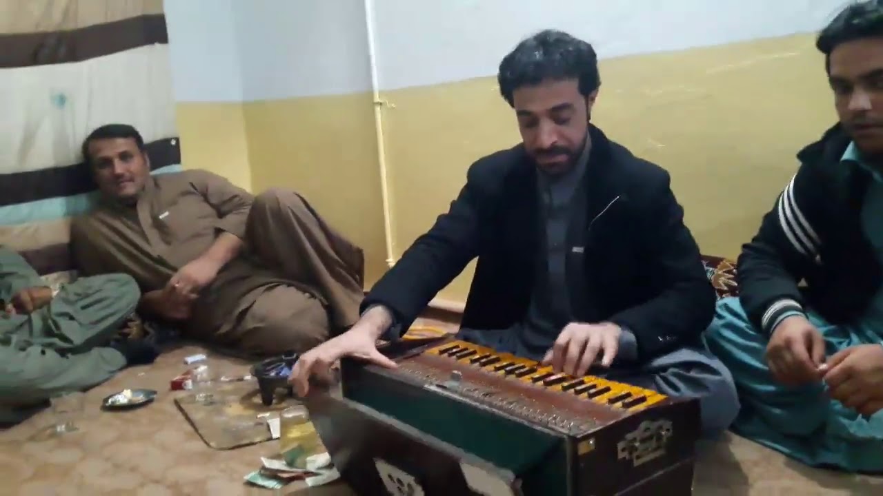 Amin ustad' harmonium play YouTube