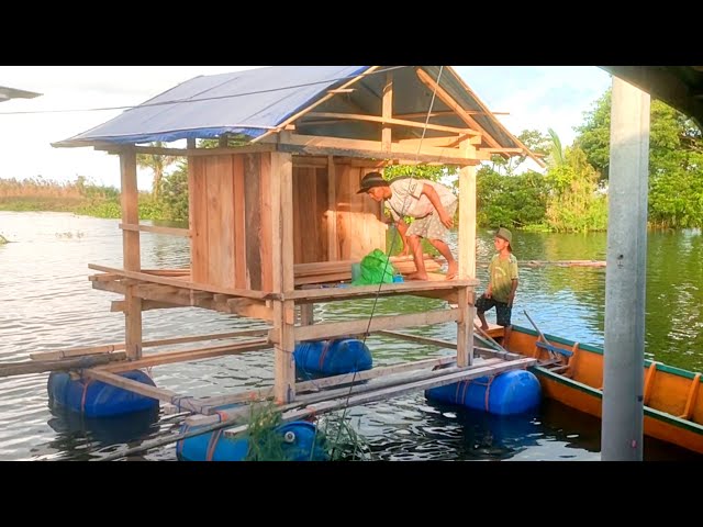 MEMBUAT RAKIT DI TERJANG BANJIR SAMPAI RUMAH KAMPUNG IKUT TENGGELAM class=