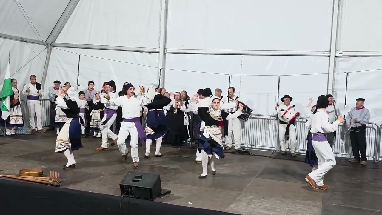 🥁Rancho Folclórico e Etnográfico de Entre Ambos - os - Rios