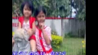 Download lagu DIK WALI BAND.mpg