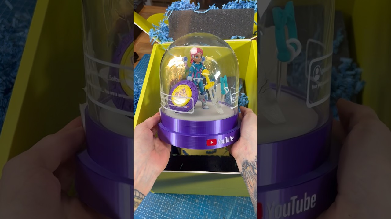 YouTube sent me a gift 🤩 #cosplay #takeover #gift