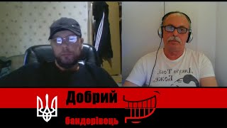 видео: В Аляске была стрелка, а в Вашингтоне саммит а курица млеет от петуха-мутанта на 3-х цветной тряпке. картинка: В Аляске была стрелка, а в Вашингтоне саммит а курица млеет от петуха-мутанта на 3-х цветной тряпке.
