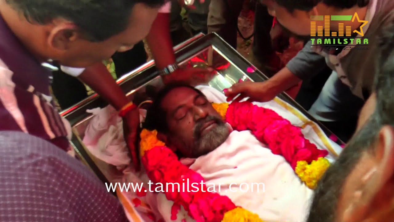Vijay Sethupathi Emotionally Pays Last Respect to Director SP Jananathan