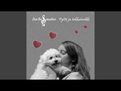 Video: Tyttö Ja Autio