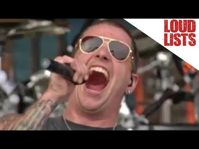 10 Unforgettable M. Shadows Avenged Sevenfold Moments class=