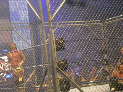 CM Punk issues Hardy a Straight-Edge Challenge