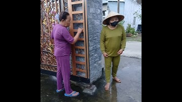 chuyện cảnh giác: hàng xóm rình mò nhà khi chủ nhà đi vắng #song #funny #haihuoc #short