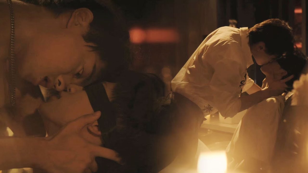 Зови меня мужем! Верхний лишил девственности нижнего.