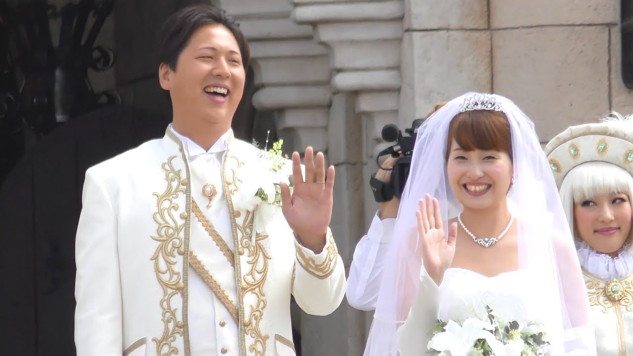 19 04 21 ディズニーランド城前結婚式 ロイヤルドリームウェディング Youtube