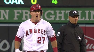 HOU@LAA: Trout hits bases-loaded double in the 3rd