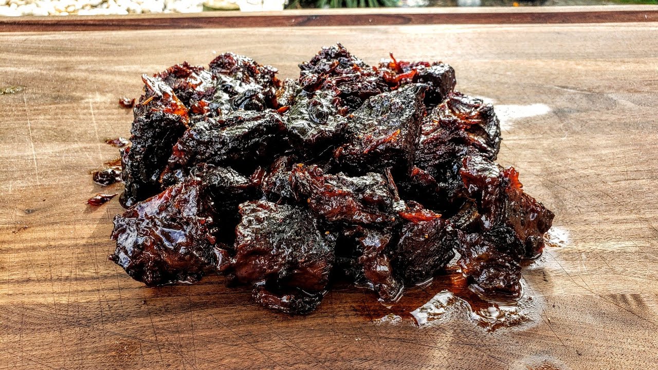 How To Make Poor Mans Burnt Ends | Masterbuilt Gravity Series smoker 1050 | Burnt Ends for Beginners