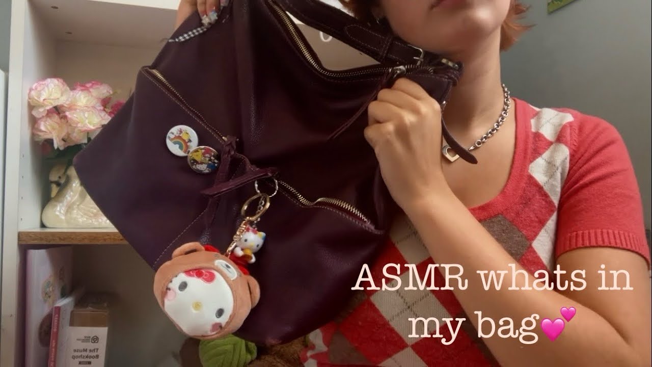 ASMR whats in my bag👜😽*overexplaining, whispered, fabric sounds*