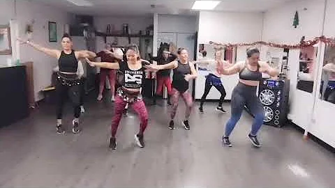 FUE DIFCIL MARIA JOSE QUINTANILLA ZUMBA CON CHIO l...