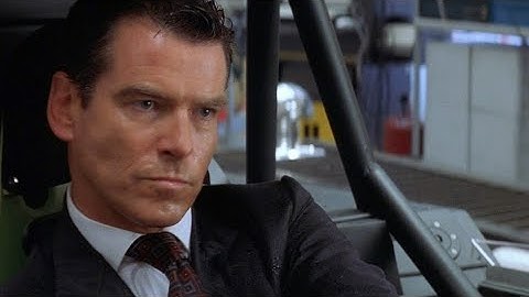 Pierce Brosnan James Bond 007 - The World Is Not Enough Custom Gunbarrel