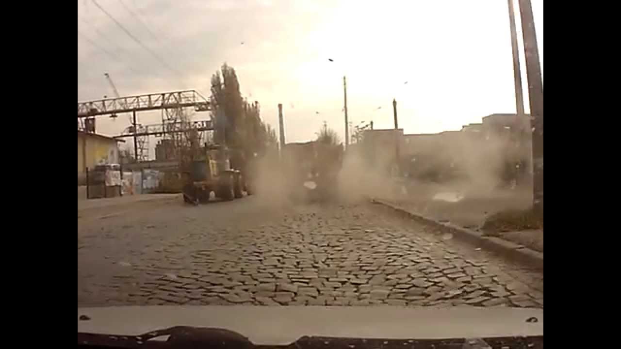 Лопнула шина - YouTube