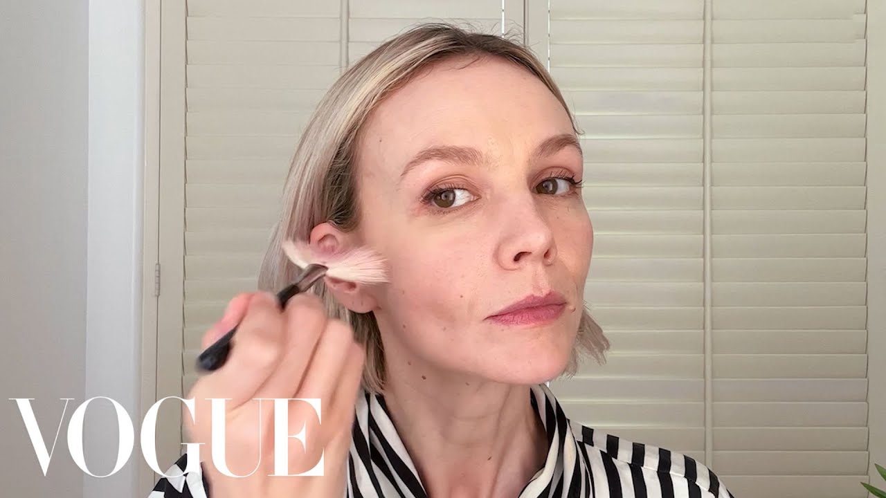 Carey Mulligan's Beauty Routine for a Parent-Teacher Conference | Vogue Beauty Secrets