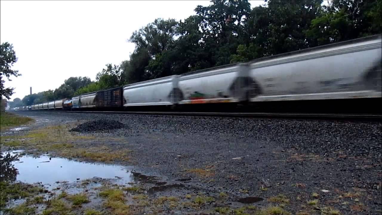 Q377: 9!! Locomotives w/ CSXT #5000 8/26/13 - YouTube